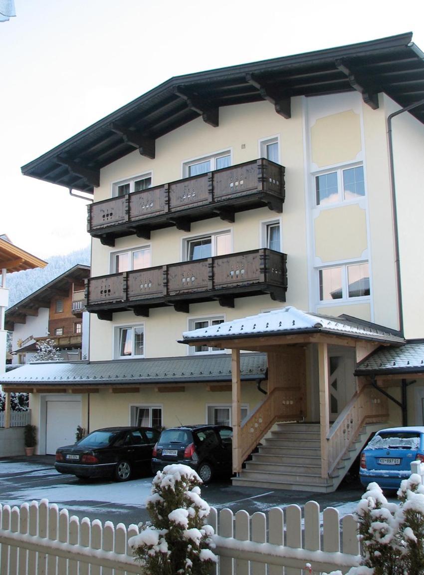 Appartements Konrad เซิลล์ ภายนอก รูปภาพ